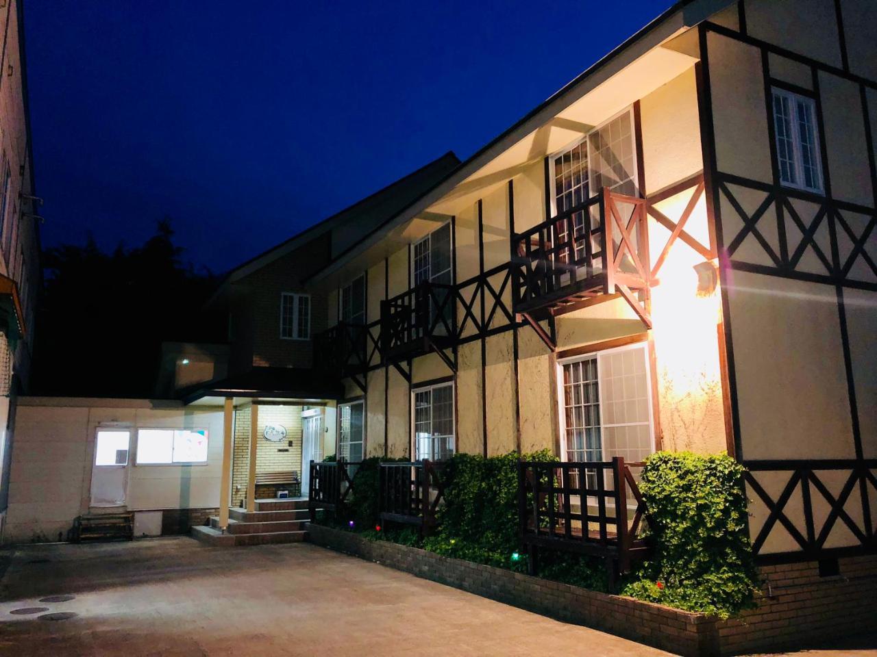 Villa Rengatei Hakuba Eksteriør billede